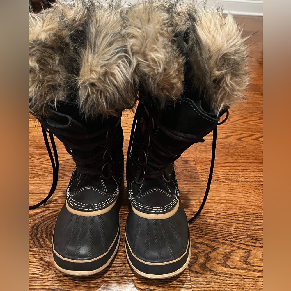 Sorel Joan of Arc snowboots